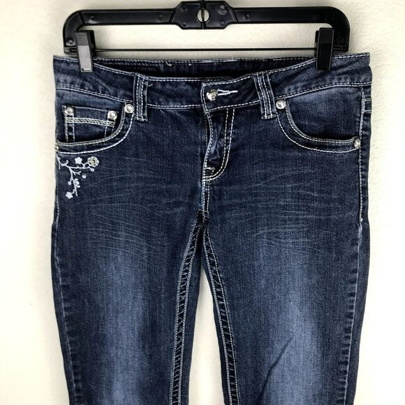 Shyanne “Cherry Blossom” Floral Embroidered & Rhinestone Boot Cut Jeans, size 29 - Picture 5 of 9